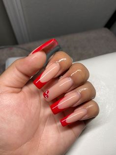 Cute Long Acrylic Nails Ideas Simple, Red Vday Nails, Square Acrylic Nails Red, Long Simple Acrylic Nails, Long Red Nail Ideas, Aclyric Nails, Red Acrylic Nails Ideas, Valentines Day Nails Baddie, Red Nails Inspo