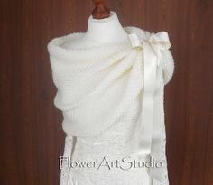 Knitted ivory shoulder shawl, wrap for brides. It will be a beautiful and warm wedding accessory what will warm your shoulders, but will not affect your hairstyle because owed around the shoulders and tied at the front with a beautiful satin ribbon or rhinestone fastener. Enjoy the comfort and look elegant and beautiful. Dimensions of shawl from one end to another is about: size S - 80cm / 31.5 in inches, size M - 90cm / 35.4 in inches, size L - 100cm / 39.4in inches, size XL - 110cm / 43.3 in i Groom Blue Suit, Knitted Capelet, Wedding Bolero, Bridesmaid Shawl, Bridal Cover Up, Bolero Wedding, Bridal Shawl, Wedding Cape, Bridal Wrap