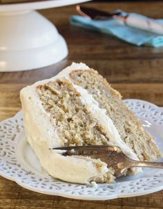 A slice of homemade fresh banana cake with cinnamon cream cheese frosting. Fresh Banana Cake, My Country Table, Cake With Cinnamon, Cinnamon Cream Cheese, Berry Recipes, Scrumptious Food, Banana Cake Recipe, Country Table, Arrested Development