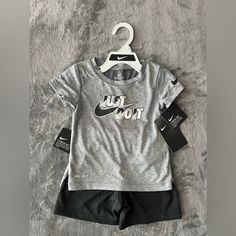 Brand New With Tag Toddler Nike Outfits, Boys Nike Outfits, Girls Nike Outfits, Reborn Clothes, Leopard Nikes, Cute Pink Outfits, Bodysuit With Shorts, Nike Set, Matching Sets Outfit