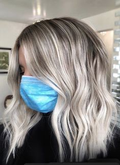 Winter Ice Blonde Hair, Ice Blonde And Brown Hair, Icy Blonde Hair Dark Roots Low Lights, Icy Blonde Winter Hair, Ashy Blonde With Root Smudge, Brown To Icy Blonde, Light Brown To Icy Blonde Balayage, Icy Ash Blonde Hair With Shadow Root, Ice Hair Color Icy Blonde Dark Roots