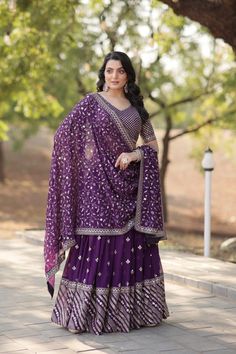 Purple Faux Blooming Lehenga Choli With Sequins work Partywear Lehenga Choli Lehenga Couture, Lehenga Stitching, Purple Lehenga, Lehenga Choli Designs, Bridesmaid Lehenga, Cotton Lehenga, Saree Bollywood, Lehenga Choli Wedding, Navratri Chaniya Choli