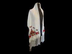 Vintage 60s 70s Folkloric Shawl Stole Floral Folk White Fringe Flamenco Folk Shawl Wrap Cover piano shawl I can ship from France once a month The shawl is in excellent vintage condition ✂--✂-----------Measurements  Width: 46cm- 18" Length: 198cm- 78" Folk Style Multicolor Shawl With Motifs, One Size Folk Embroidered Shawl, Handmade Folk Shawl Scarf, Handmade One-size Folk Shawl, White Vintage Shawl Scarf, Piano Shawl, White Fringe, Shawl Wrap, Vintage 60s