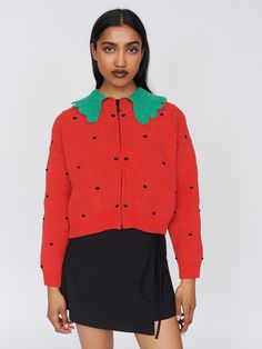 Strawberry Sundae Knitted Jumper Strawberry Cardigan, Strawberry Sundae, Diagonal Design, Textured Knit Cardigan, Wishlist 2024, Women Graphic, Vintage Jumper, Collared Greens