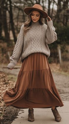 Say hello to winter boho vibes! Explore 10 cozy outfit ideas featuring boots, oversized coats, and earthy layers.👢🧥 #WinterBoho #FashionGoals #StayCozy