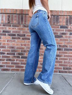 These Judy Blue jeans are a vintage wash dream come true! With a flattering mid rise, killer stretch and wide legs that make every look awesome, these may be the best jeans you'll ever own! A denim essential that's sure to make waves. Judy Blues, The Best Jeans, 11th Grade, Denim Essentials, Western Jeans, School Clothes, Make Waves, Judy Blue Jeans, Best Jeans