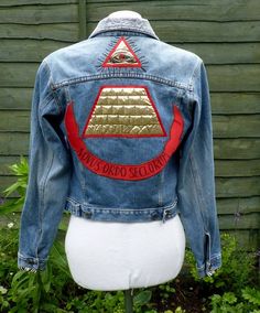 Upcycled Denim desperately seeking Susan jacket UK 12, US 8 by Izanaecocrafts on Etsy Zatanna Cosplay, Upcycled Denim Jacket, 80s Party, Wool Wash, Party Inspo, Makeup Accessories