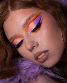 Complementary Makeup Looks, Purple Orange Makeup Look, Orange And Purple Makeup Looks, Blue And Orange Eyeshadow Looks, Purple And Orange Eyeshadow, Orange And Purple Makeup, Makeup Looks Orange, Full Color Makeup