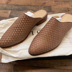 New With Box Nisolo Ama Mules In Almond Brown Color. Elegant Formal Mules With Woven Sole, Elegant Loafers With Woven Sole, Elegant Leather Mules With Woven Sole, Casual Brown Woven Mules, Brown Leather Mules With Woven Sole, Formal Woven Leather Mules, Brown Closed Toe Woven Leather Mules, Brown Almond Toe Slip-on Mules, Nisolo Shoes