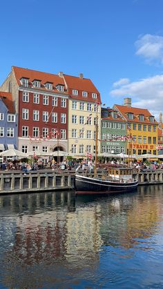 Nyhavn Copenhagen, European summer, canals, boats Cophengan Denmark, Copenhagen City And Style, Copenhagen Beach, Copenhagen Wallpaper, Copenhagen Nyhavn, Denmark Aesthetic, Copenhagen Summer, Copenhagen Aesthetic, Nyhavn Copenhagen