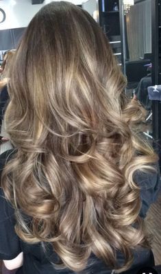 Dark Low Lights For Blonde Hair, Hair Blonde Balayage, Hairstyle Girls, Hair Color Light Brown, Honey Blonde Hair, Brown Hair Balayage, Blonde Hair Inspiration