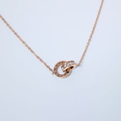 Dainty Rose Gold Infinity Necklace, Dainty Infinity Rose Gold Necklace, Dainty Rose Gold Infinity Jewelry, Interlocking Rings, Necklace Infinity, Interlocking Ring, Infinity Necklace, Necklace Minimalist, Circle Necklace