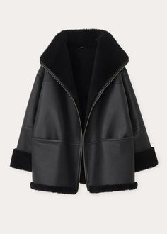 Shearling Coat, Shearling Jacket, Leather Jackets Women, Classy Outfits, A Black, Marc Jacobs, Chloe, Coats Jackets