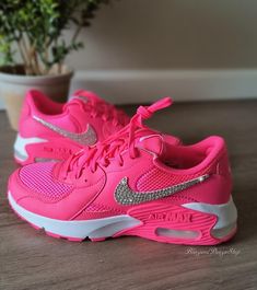 Womens Pink Sneakers, Nike Shoes Women Fashion, Pink Nike Shoes, Custom Nike Shoes, Nike Sneakers Women, Chic Heels, Nike Air Shoes, Cute Nike Shoes, Cute Nikes