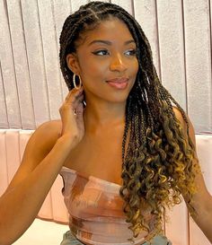 Braids With Curls Styles, Knotless Braids With Curls, Curls Styles, Knotless Braids Styles, Goddess Braid Styles, Curled Hair With Braid, Traditional Hairstyle, Goddess Braids Hairstyles, Braids Styles