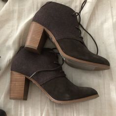 Never Worn Toms Booties Brown Heeled Boots With 4-inch Round Toe, Toms Booties, Brown Suede-lined Ankle Heeled Boots, Brown Lace-up Medium Width Booties, Brown Suede-lined Ankle Desert Boots, Brown Booties With Reinforced Heel, Medium Width, Womens Toms, Toms Shoes, Suede Booties