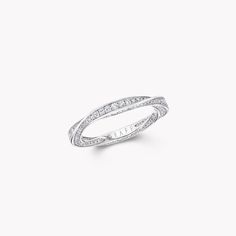 Discover the diamond pavé ring from the Spiral jewellery collection, featuring twisting streams of stones set in white gold. Graff: everlasting love. Graff Ring, Shifting Jewelry, Spiral Jewelry, Graff Diamonds, Pave Diamond Band, The Spiral, Diamond Jewel, Pave Diamond Ring, Platinum Jewelry