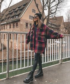 Winter Outfits Plaid Jacket, Black And Plaid Outfit, Flannel And Vans Outfits, Edgy Comfy Outfits Winter, Girly Combat Boots Outfit, Doc Marten Fall Outfits Women, Cold Fall Night Outfit, Big Flannel Jacket Outfit, Black Pant Fall Outfit