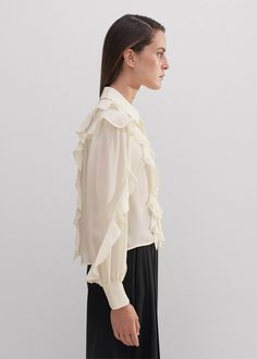 Silk Office Blouse With Ruffles, Chic Silk Blouse With Ruffled Collar, Elegant Silk Blouse With Ruffled Collar, Chic Long Sleeve Silk Chiffon Tops, Feminine Silk Ruffled Blouse, Feminine Silk Blouse With Ruffles, Chic Ruffled Silk Chiffon Blouse, Silk Chiffon Tops For Spring Workwear, Silk Top With Ruffled Collar For Formal Occasions