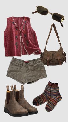 Tops For Broad Shoulders For Women, Camp Outfits Aesthetic, What To Wear To Work, Earthy Outfits, Wear To Work, Cute Outfit, Lookbook Outfits, Retro Outfits, Fashion Killa