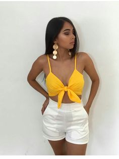 Holiday Outfits For Teens, Trendy Holiday Outfits, Outfits Juvenil, Fiesta Outfit, Outfit Primavera, Top Streetwear, Crop Top Outfits, Bustiers, Ladies Dress Design