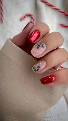 Get ready to dazzle this season with these Christmas Nails that will elevate your holiday style! From elegant Christmas Gel Nails to Christmas Nails Acrylic, we've got every look covered. 🎅✨ Looking for something simple yet chic? Try Christmas Nails Easy or cute Xmas Nails that are perfect for a quick festive touch. Add a splash of color with Red Christmas Nails or get creative with unique Christmas Nail Designs. These Cute Christmas Nails will have everyone admiring Her Nails at every holiday Gel Nail Designs December, Christmas Themed Gel Nails, Short Nails Inspiration Christmas, Chirmast Nails, Xmas Biab Nails, Christmas Nails Builder Gel, Biab Christmas Nail Design, Christmassy Nails Simple, Cute Nail Ideas For Christmas