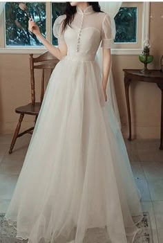 Korean Wedding Dress Simple, Asian Prom Dress, Beautiful Gown Designs, Korean Wedding Dress, Simple Frock Design, Simple Frocks, Pretty Quinceanera Dresses, Simple Gowns, Gowns Dresses Elegant