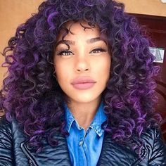 Purple Curls, Girl With Purple Hair, Dyed Curly Hair, Men Hair Color, Hair Extensions Best, Hair Color Purple, Curly Hair Inspiration, Dye My Hair, Rainbow Hair