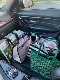 A Soft Life, Life Goals Future, Life Vibes, Purse Essentials, Girly Car, Life Vision Board, Soft Life, Rich Girl Lifestyle, Luxury Lifestyle Dreams