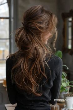 Brunette Hair Color Ideas - Explore Stunning Shades - Puqqu Natural Looking Balayage, Sunkissed Hair Brunette, Black Hair Types, Frosted Tips, Brunette Balayage, Hair Things, Hair 2024