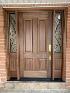 Solid Mahogany Front Door, Wooden Doors Colors, Modern Wood Doors Entrance, Classic Wooden Doors, Modern Wood Doors, Mahogany Front Door, External Wooden Doors, House Main Door