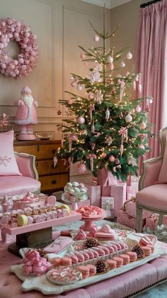 Go for a whimsical holiday look with pink Christmas decor ideas. Find inspiration for creative and fun decorations. Book Themed Birthday Party, Pink Christmas Decor Ideas, Pink Christmas Decor, Stylish Tips, Fun Decorations, Southern Christmas, Pink Christmas Decorations, Pink Holiday