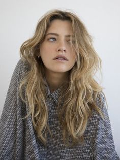 Naturally Wavy Hair Cuts, Grunge Hairstyles, Grunge Haircut, Curtain Bangs Long Hair, Bangs Long Hair, Bangs Wavy Hair, Haircut Medium, Kadeřnické Trendy, Blonde Wavy Hair