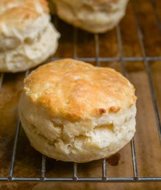 some biscuits are cooling on a wire rack