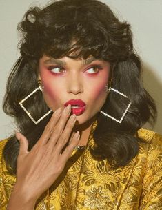 Look Disco, Emily Soto, Look 80s, 80s Makeup, 80s Disco, Disco Fashion, 80s Style, Red Lipstick