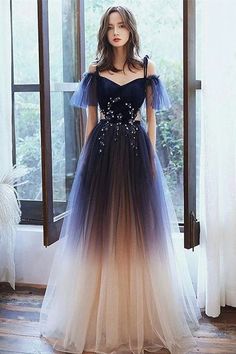 Prom Dresses For Girls, डिजाइनर कपड़े, Fesyen Islam, Princess Evening Dress, Princess Prom Dresses, Velvet Prom Dress, Prom Girl Dresses, Tulle Evening Dress