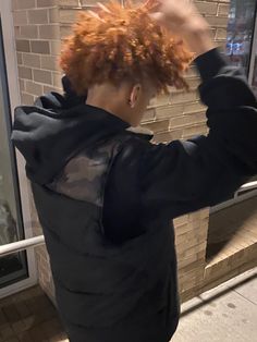 Auburn Locs Men, Orange Curly Hair Men, Orange Hair Men Dyed, Burnt Orange Dyed Natural Hair, Black Redhead, Orange Dyed Curly Hair, Ginger Curly Hair, Afro Hair Dye, Cinnamon Hair Colors