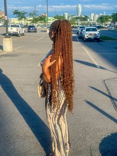 Long Twist Braids With Curly Ends, Twist Braids Curly Ends, Knotless Twists With Curly Ends, Twisting Braids With Curls, Twist Braids With Curls At The End, Twists Braids With Curls, Long Twists With Curls, Knotless Twists With Curls, Dark Brown Island Twists