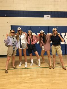 Frat Spirit Day Outfit, Frat Day Spirit Week, Jock Outfit Spirit Week, Squad Day Ideas, Nerds Vs Jocks Spirit Week, Frat Vs Sorority Spirit Week, Frat Boy Costume Spirit Week, Frat Boy Dress Up Day