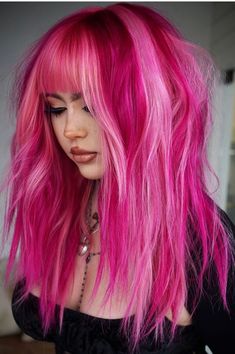 Vivid Hair Inspiration, Pink Split Dyed Hair, Vivid Hair Color Placement, Two Tone Pink Hair, Bright Coloured Hair, Pink Split Dye, Pink Dyed Hair, Quince Hair, Pink And Purple Hair