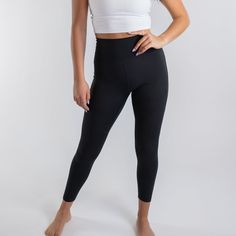 Elevate your workout wardrobe with our Trainer Muscle Tone Legging. Engineered to deliver the perfect blend of style, support, and performance, these leggings are designed for those who take their training seriously. The sculpting seam details are strategically placed to define and accentuate your leg muscles, giving you that toned, confident look. With a high-waist design and slimming waistband, these leggings offer excellent compression to keep everything in place, allowing you to move with co Mint Coral, High Neck Bra, Strappy Sports Bras, Leg Muscles, Muscle Tone, High Neck Tank, Performance Leggings, Workout Wardrobe, Sleek Style