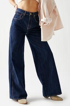 free people crvy gia wide leg Wide Leg Jeans Curvy, Tucked In Shirt, Free Jeans, Free People Jeans, Curvy Jeans, Dark Blue Jeans, Jeans Material, Button Fly Jeans, Blue Jean