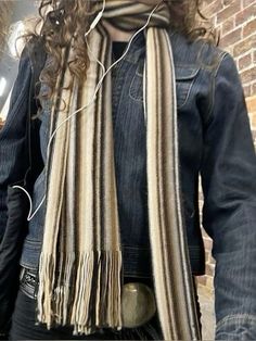 Aesthetic Scarf, Scarf Aesthetic, Jacket Aesthetic, Autumn Outfit Ideas, Scarf Outfit, Fits Inspo, Autumn Outfit