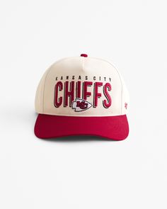 Our new vintage-inspired hat, crafted in a twill fabric, featuring embroidered Kansas City Chiefs logo detail and adjustable snapback closure. Cincinnati Bengals Logo, Bengals Logo, Snapback Hats Men, Kansas City Chiefs Logo, Chiefs Logo, Pool Days, Cincinnati Bengals, Kansas City Chiefs, Twill Fabric