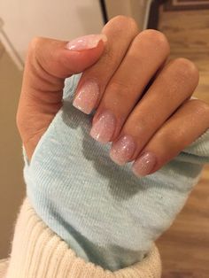 Cute Short Acrylic Nails Sparkle, Natural Dip Nail Ideas, Nails For A Light Pink Dress, Short Dip Acrylic Nails, Neutral Pink Sparkly Nails, Birthday Nails Short Sparkly, Simple Bachelorette Nails, Glitter Ombre Gel Nails Short, Dip Nail Ideas Sparkle