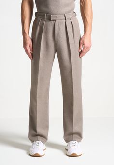 Article Ideas, Trendy Trousers, Trendy Trouser, Trousers Mens, Suit Ideas, Soft Boy, Wedding Suit, Pleated Trousers