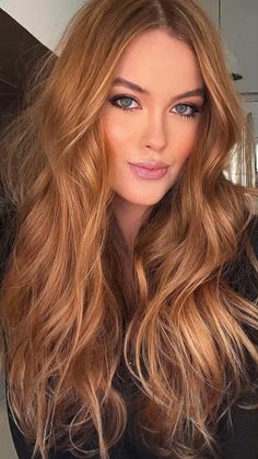 Copper Hair Blonde Face Frame, Very Light Copper Blonde Hair, Light Copper Golden Blonde Hair, Blond Copper Hair, Brown To Strawberry Blonde Balayage, Blondish Red Hair, Light Reddish Brown Hair, Copper Hair On Pale Women, Strawberry Brunette Hair