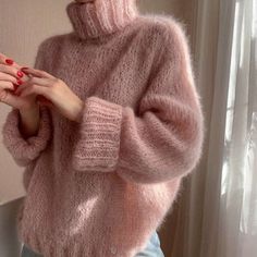 Knitting Pattern Sweater V Neck Knitting Pattern Mohair - Etsy België Plain Sweaters, Fluffy Sweater, Mohair Yarn, Alpaca Sweater, Mohair Sweater, Sweater Knitting Patterns, Pattern Sweater