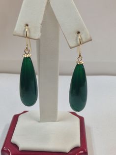 "SOLID 14KT YELLOW GOLD DANGLE EARRINGS GREEN ONYX IS  10x30 mm EACH EARRING LENGTH IS 1.75\" INCHES WITH GIFT BOX" Elegant Green Earrings With Polished Finish, Elegant Green Polished Earrings, Green Pear-shaped Earrings For Formal Events, Elegant Green 14k Gold Earrings, Classic Green Drop Jewelry, Round Green 14k Gold Earrings, Green 14k Gold Round Earrings, Green Teardrop Fine Jewelry, Classic Green Drop Earrings