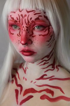 Litzi auf Instagram: "I was heavily inspired by a tiger artwork by @xintoii This makeup looks not... Tiger Inspired Makeup, Makeup Looks Art, Animal Inspired Makeup, Race Makeup, Art Makeup Looks, Makeup For Red Hair, Face Paint Art, Tiger Makeup, Red Makeup Looks